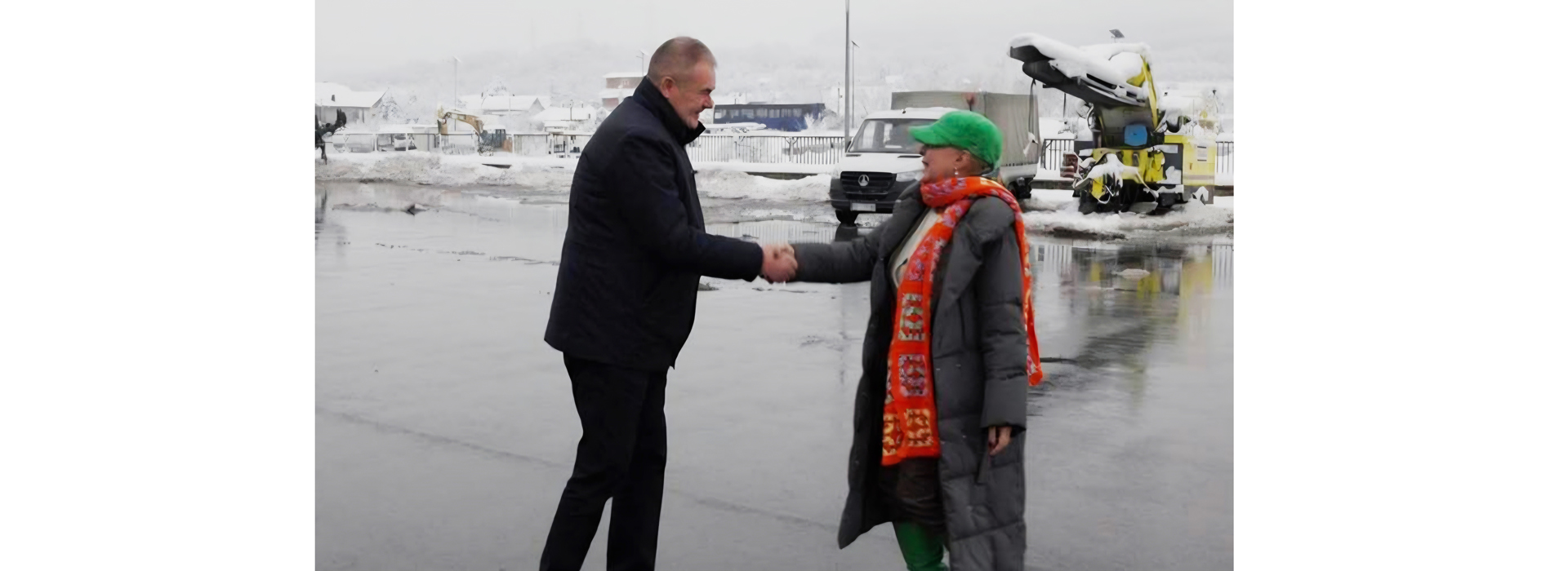 МИНИСТАРКА СОФРОНИЈЕВИЋ ПОСЕТИЛА ПУТНУ БАЗУ У ОБРЕНОВЦУ